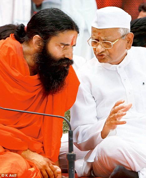 Yoga guru Baba Ramdev and Anna Hazare
