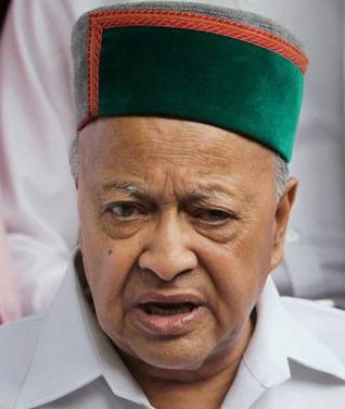 India: Virbhadra Singh apologises to media for his outburst