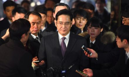 South Korea: Samsung heir faces corruption charges