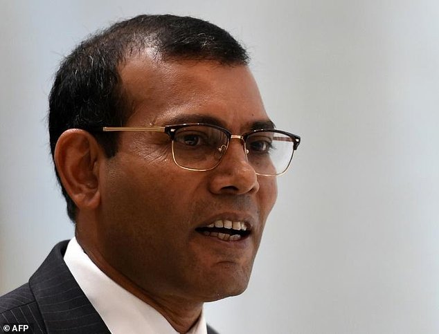 Maldives: Exiled leader signs pact with former president.