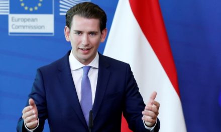 Austria: The government loses no-confidence motion.
