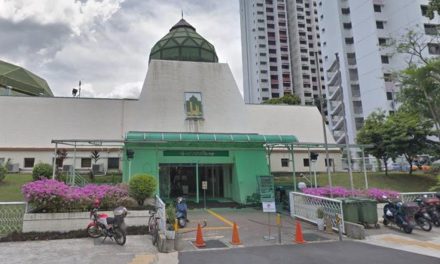 Singapore: Former mosque chairman jailed for 27 months for stealing S$372,000 of donations.