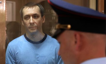 Russia: Former Anti-Corruption Official Sentenced to 13 Years for Bribery