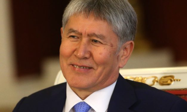 Kyrgyzstan: Former president detained after violent clashes