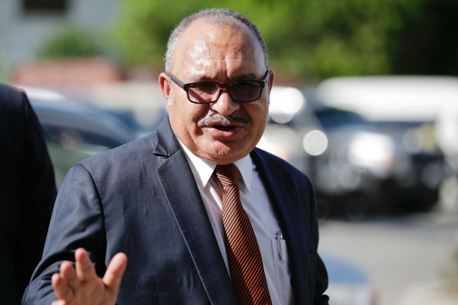 PNG: Former Prime Minister issued arrest warrant.