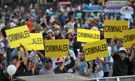 Guatemala: Former mayor arrested after corruption raids.