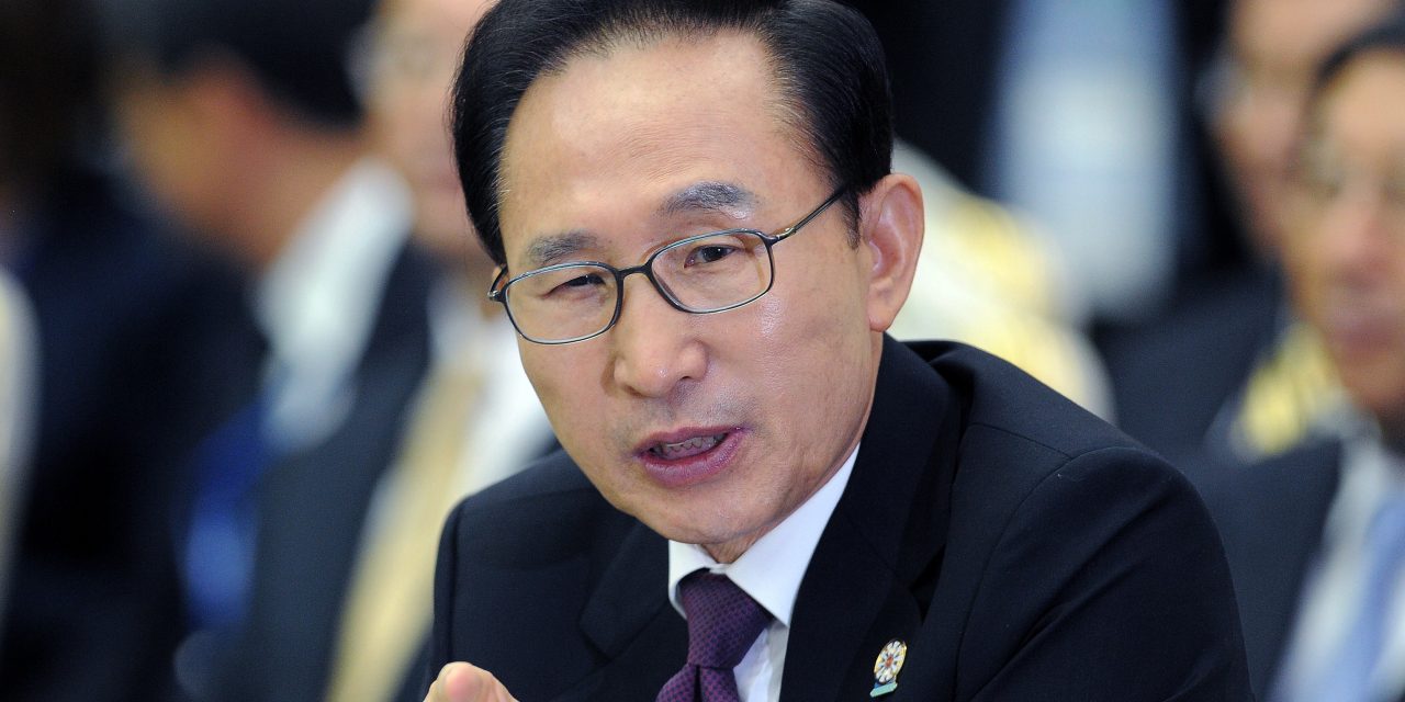 South Korea: Former South Korean president Lee Myung-bak taken to prison