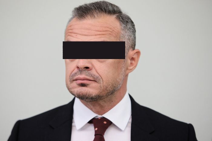 Poland: Ex-transport minister arrested in corruption probe