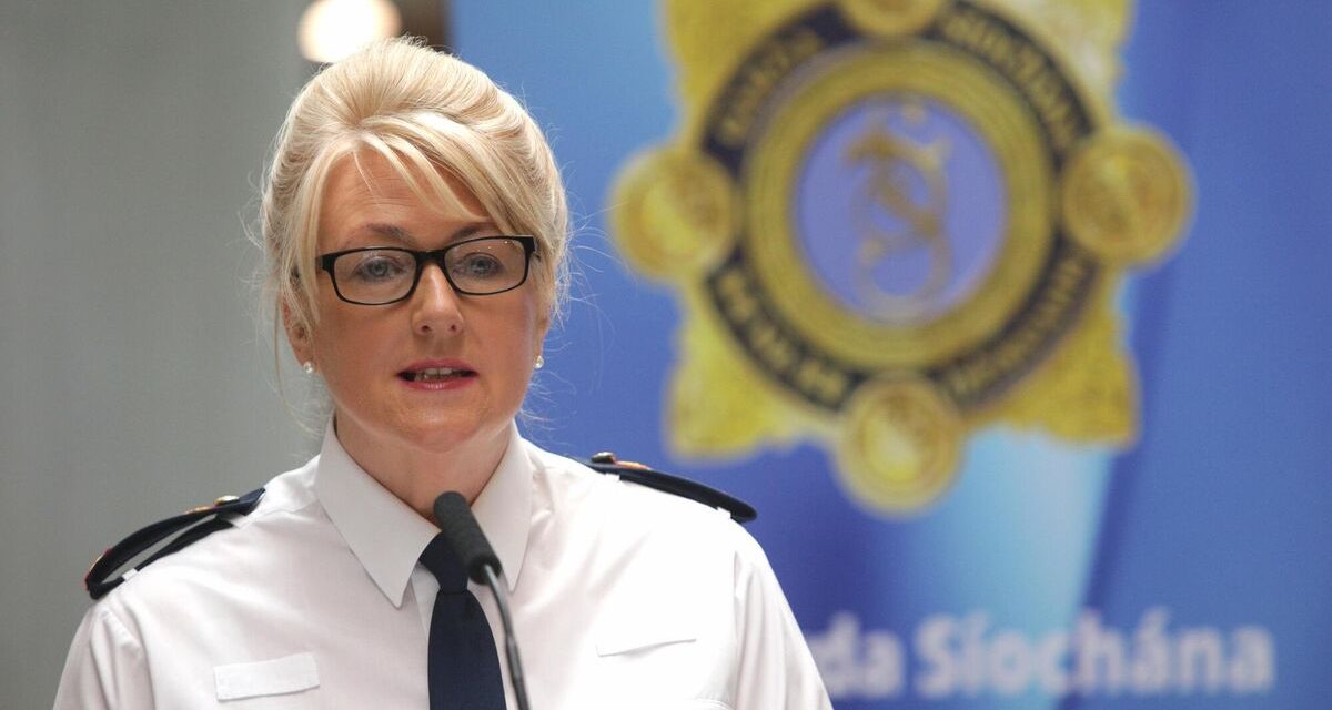 Ireland: Drug use and criminal infiltration in the police force.